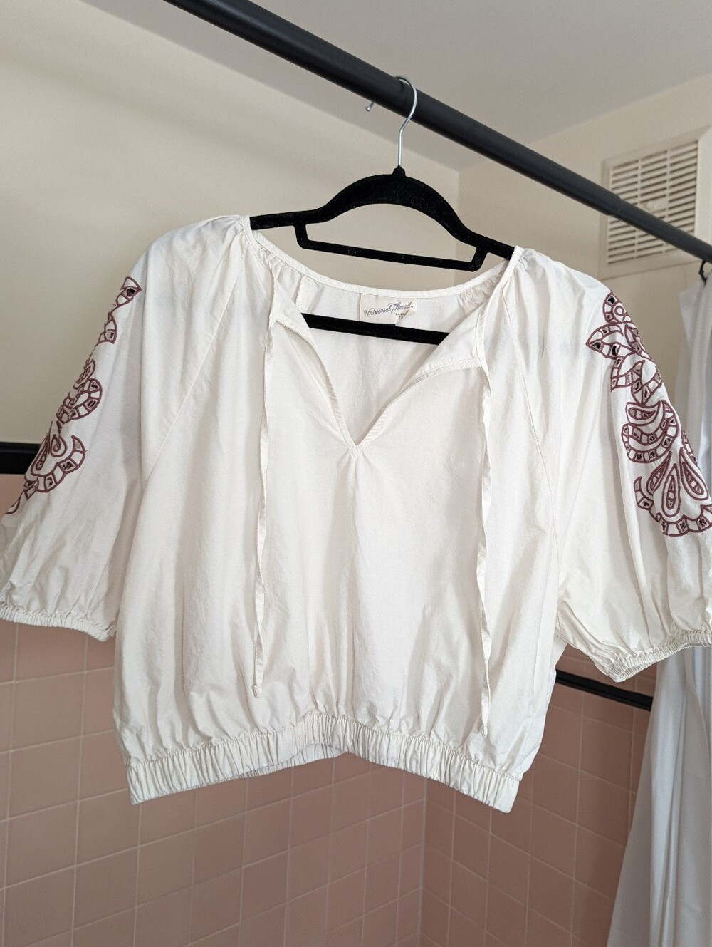 Cropped Embroidered Peasant Blouse